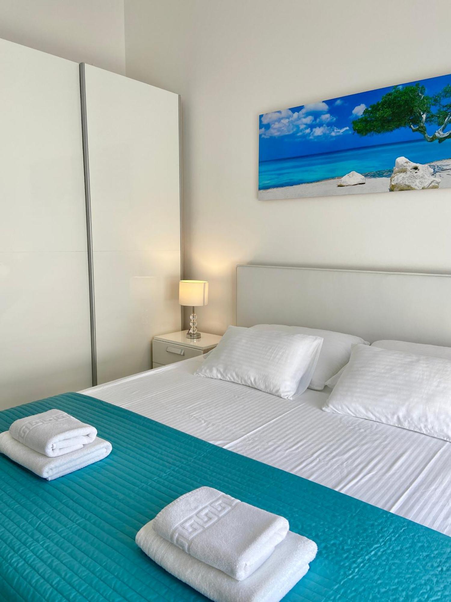 Apartmani Villa Adriatic Vir Εξωτερικό φωτογραφία